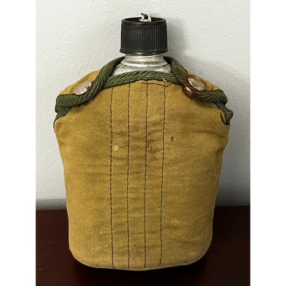 Vintage 1960's One Quart Boy Scout Style Water Canteen Canvas Cover Taiwan - Picture 1 of 10
